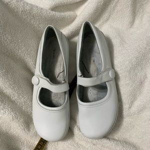 Klogs size 11 White Shoes